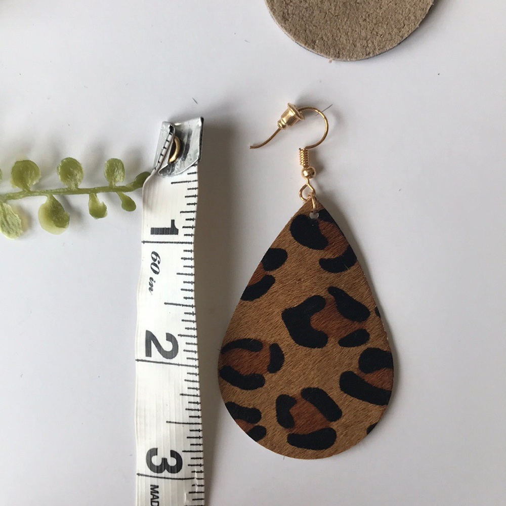 NWT leopard print black brown leather earrings - Picture 3 of 6